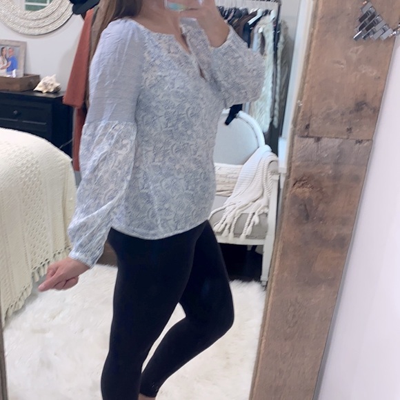 Lucky Brand blue & white floral size small - Picture 2 of 4